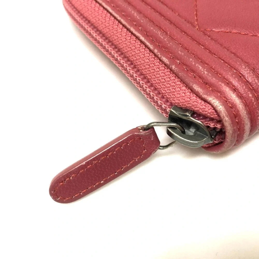 CHANEL pink wallet